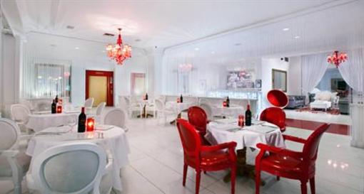 фото отеля Red South Beach Hotel