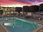 фото отеля Hollywood Inn Express South