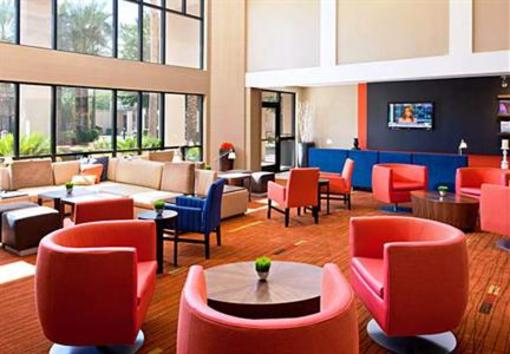 фото отеля Courtyard by Marriott Phoenix Chandler