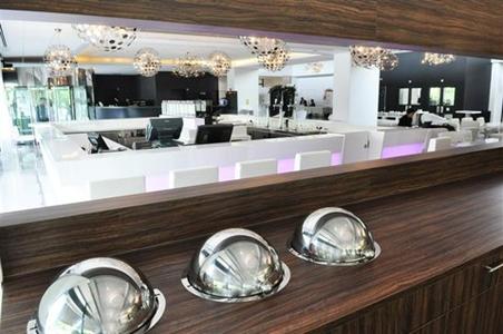 фото отеля Crowne Plaza Den Haag - Promenade