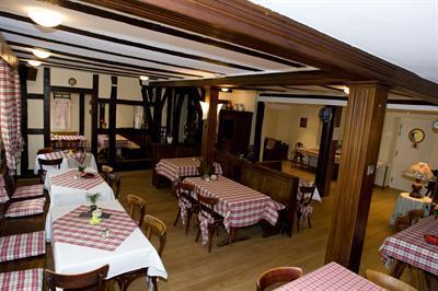 фото отеля Hotel Aux Trois Roses La Petite-Pierre