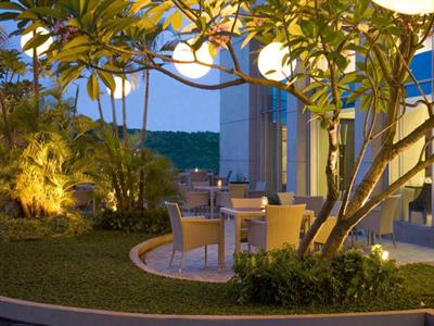 фото отеля Hotel Santika Premiere Jakarta