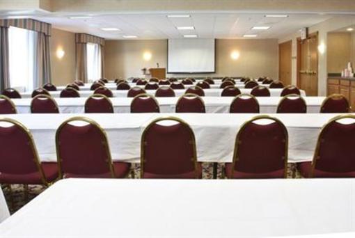 фото отеля Holiday Inn Express Bethany Beach