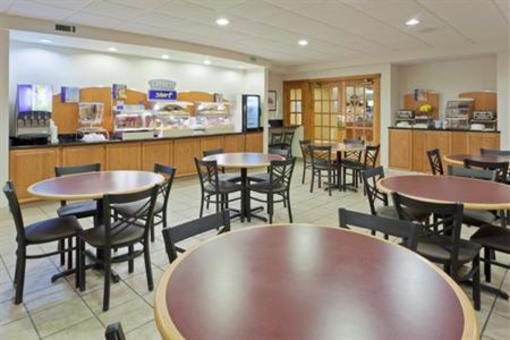 фото отеля Holiday Inn Express Bethany Beach