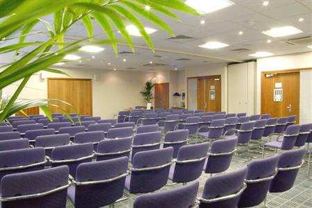 фото отеля Holiday Inn Edinburgh