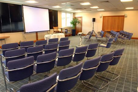 фото отеля Holiday Inn Edinburgh