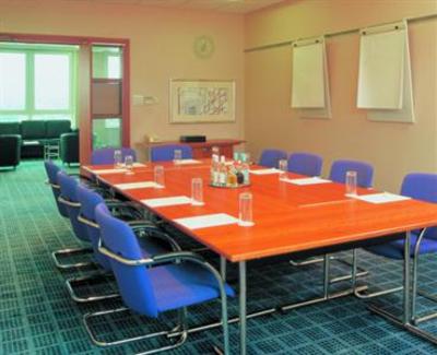 фото отеля Holiday Inn Edinburgh