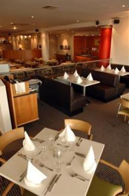 фото отеля Holiday Inn Edinburgh