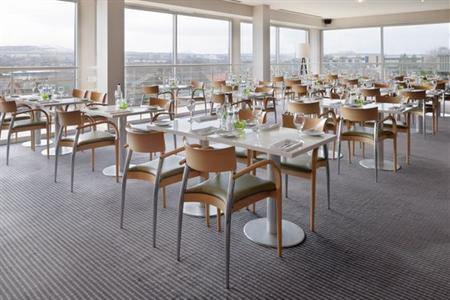 фото отеля Holiday Inn Edinburgh