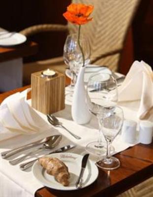 фото отеля BEST WESTERN Premier Alsterkrug Hotel