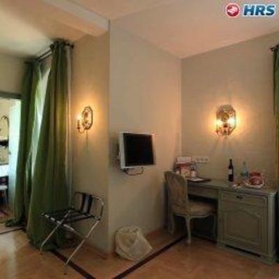 фото отеля Romantik Hotel Hof Zur Linde