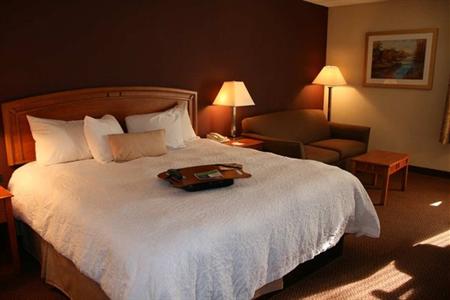 фото отеля Hampton Inn Newark-Airport