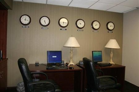 фото отеля Hampton Inn Newark-Airport