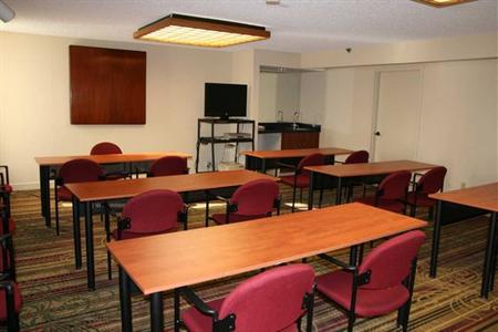 фото отеля Hampton Inn Newark-Airport