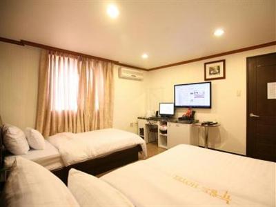 фото отеля Hotel New World