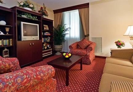 фото отеля Marriott Cleveland East