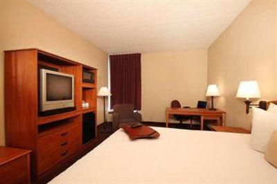 фото отеля Hampton Inn Secaucus-Meadowlands