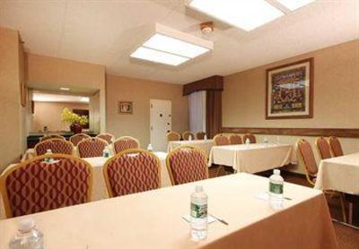 фото отеля Hampton Inn Secaucus-Meadowlands