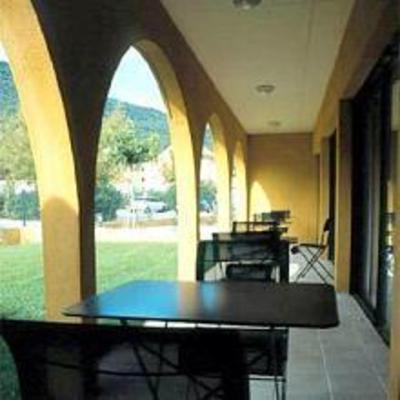 фото отеля BEST WESTERN Bed & Suites Gemenos