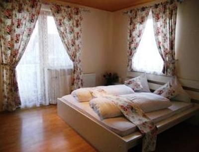 фото отеля Privatpension Stampfl