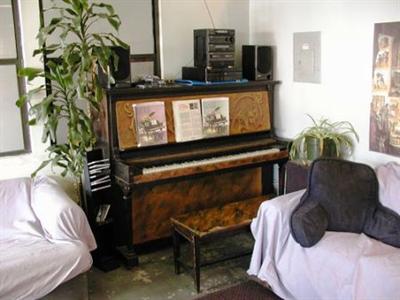 фото отеля Venice Beach Hostel - Pacific Avenue