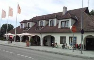 фото отеля Hotel Liilia