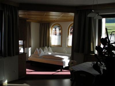 фото отеля Appartements Haus Olympia