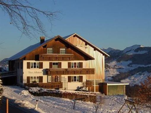 фото отеля Haus Adlerhorst