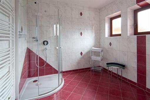 фото отеля Cafe Pension Konditorei Hassler