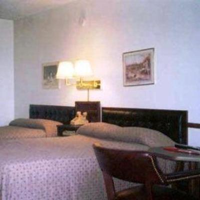 фото отеля Budget Host Inn Greenup (Illinois)