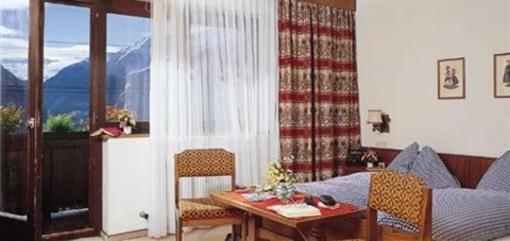 фото отеля Jugend und Familienhotel Venedigerhof