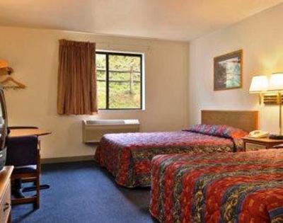 фото отеля Super 8 Motel Lebanon
