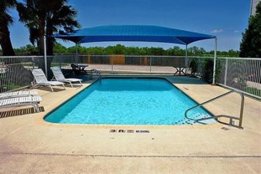 фото отеля Motel 6 Downtown Alamodome San Antonio