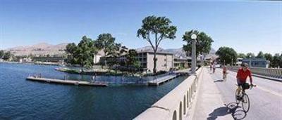 фото отеля Campbell's Resort on Lake Chelan