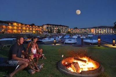 фото отеля Campbell's Resort on Lake Chelan