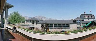 фото отеля Campbell's Resort on Lake Chelan