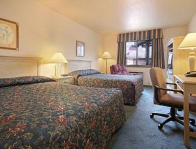фото отеля Super 8 Poplar Bluff