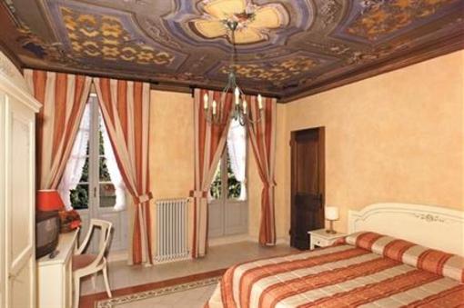 фото отеля Hotel Il Portico Cannobio