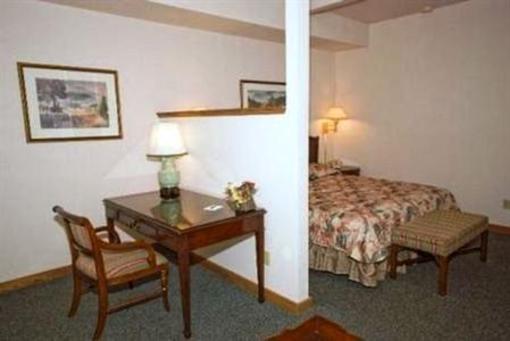 фото отеля Timber Lodge Inn