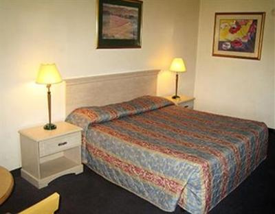 фото отеля Heritage Inn Express Hayward