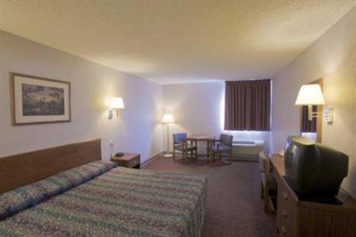 фото отеля Americas Best Value Inn-Bell Tower