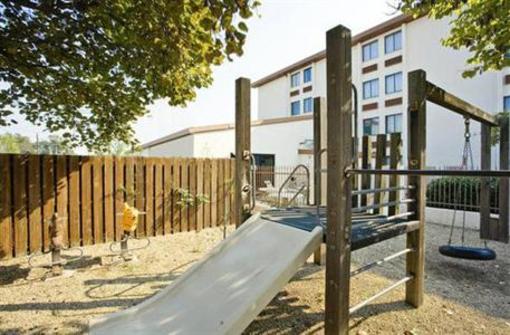 фото отеля Americas Best Value Inn-Bell Tower