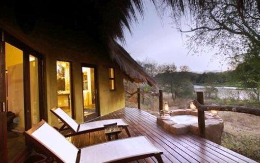 фото отеля Pondoro Game Lodge