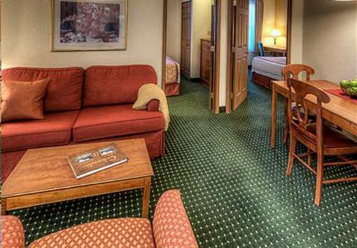 фото отеля TownePlace Suites Boulder Broomfield