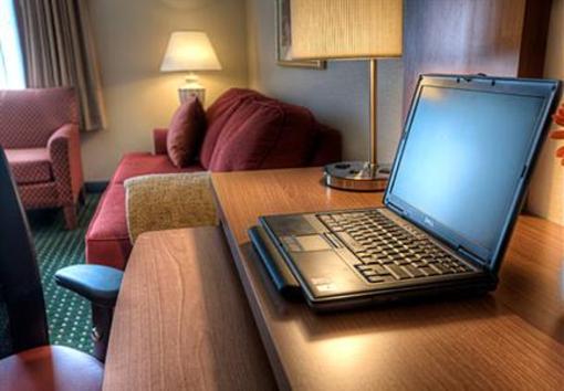 фото отеля TownePlace Suites Boulder Broomfield
