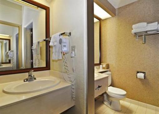 фото отеля Best Western Colonial Inn Cordele