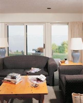 фото отеля Wyndham Newport Overlook