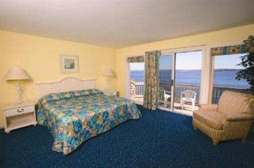фото отеля Wyndham Newport Overlook