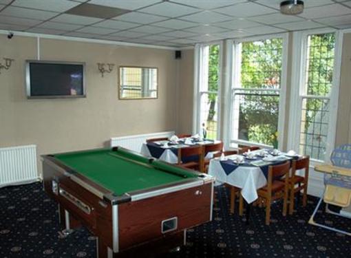 фото отеля Wilmslow Hotel
