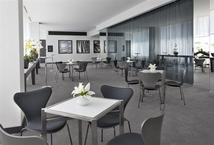 фото отеля Radisson Blu Aqua Hotel